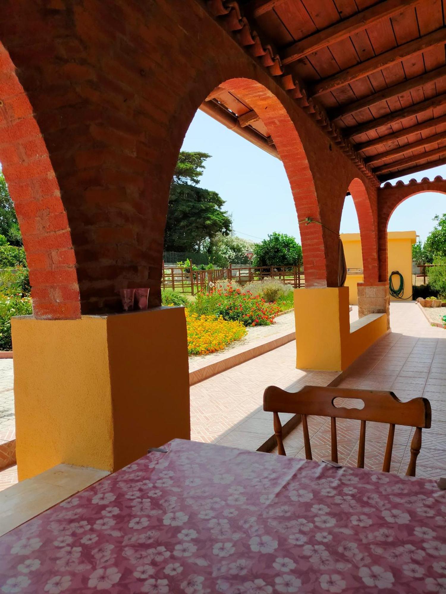 Casa Marina Lu Tuvaraggiu Casa Vacanze Sorso Exterior photo