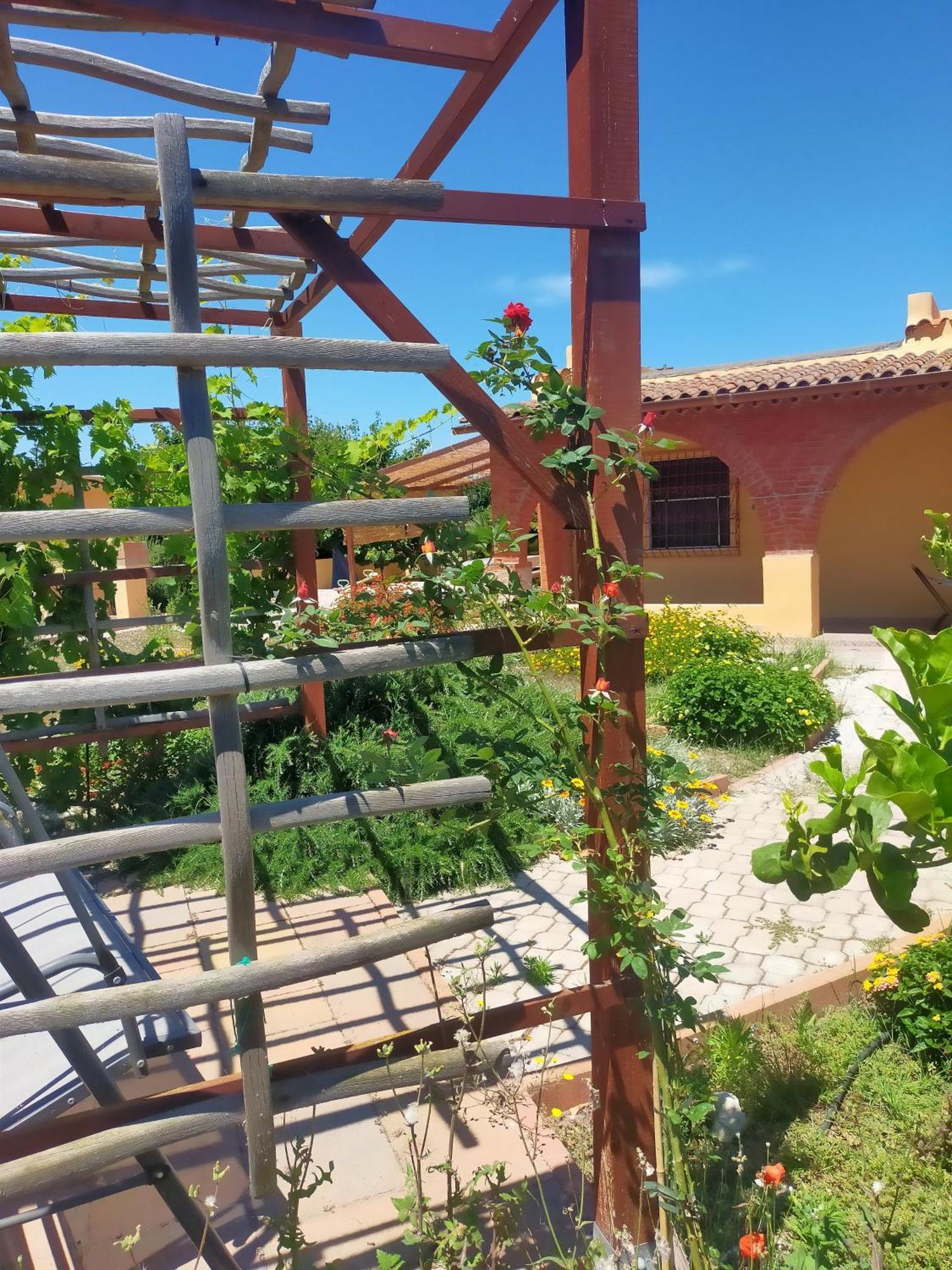 Casa Marina Lu Tuvaraggiu Casa Vacanze Sorso Exterior photo